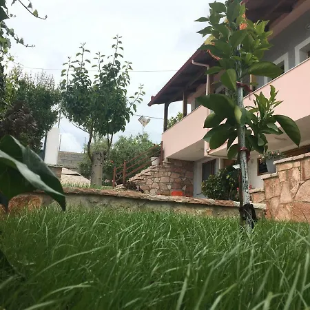 Natural شقة *