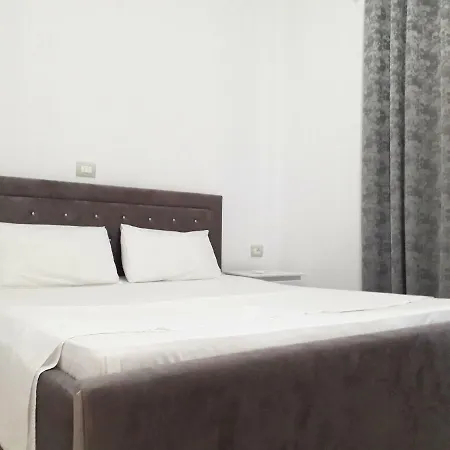 Natural * كساميل